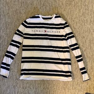 Tommy Hilfiger long sleeve shirt